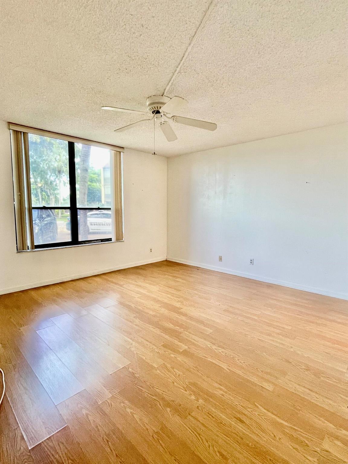 6451 N University Drive 107