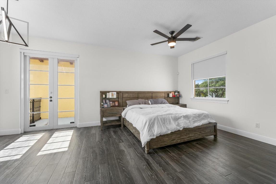 106 Via Floresta Drive