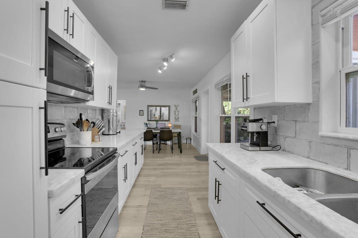 1707 High Ridge Road