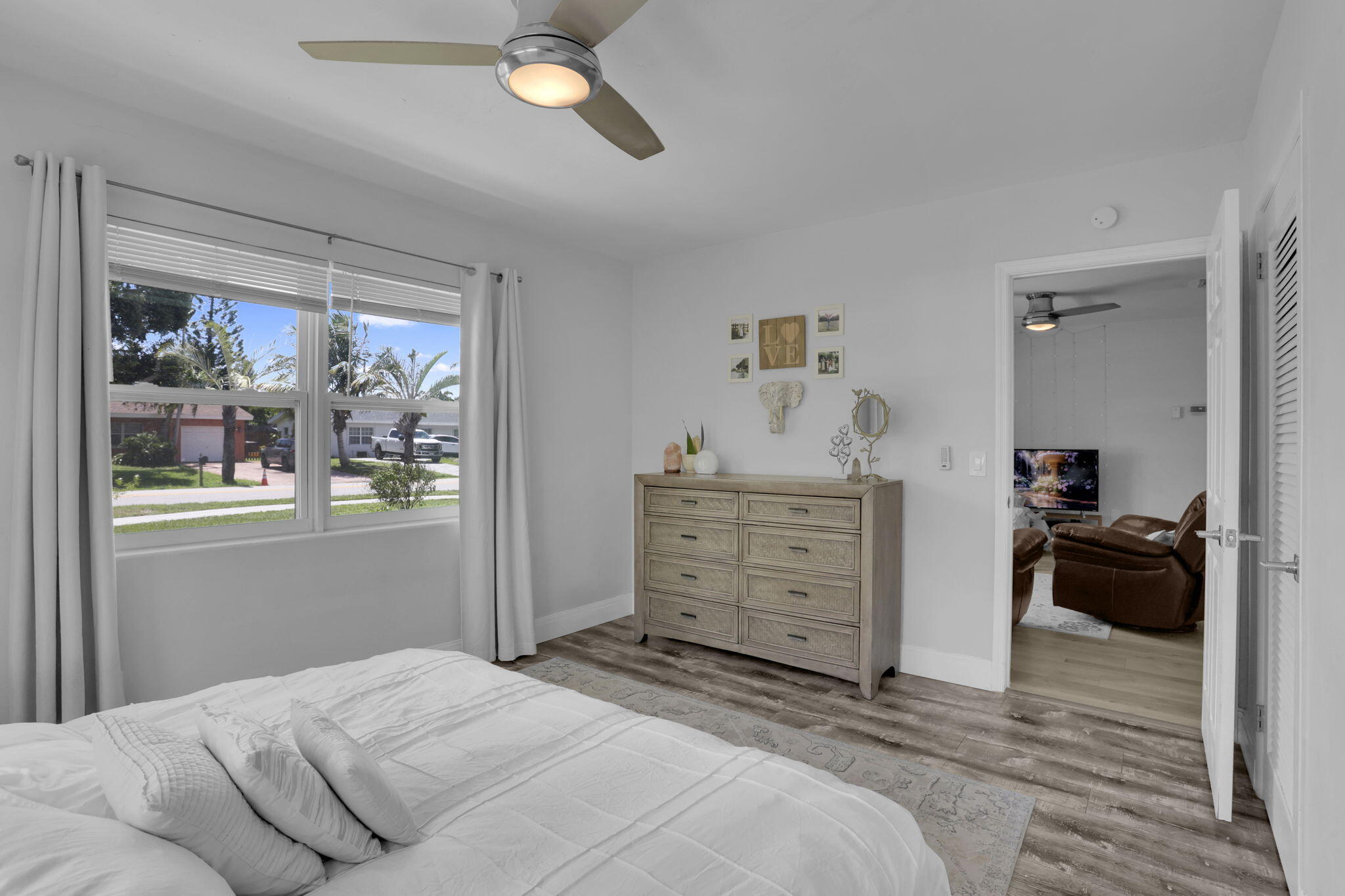 1707 High Ridge Road