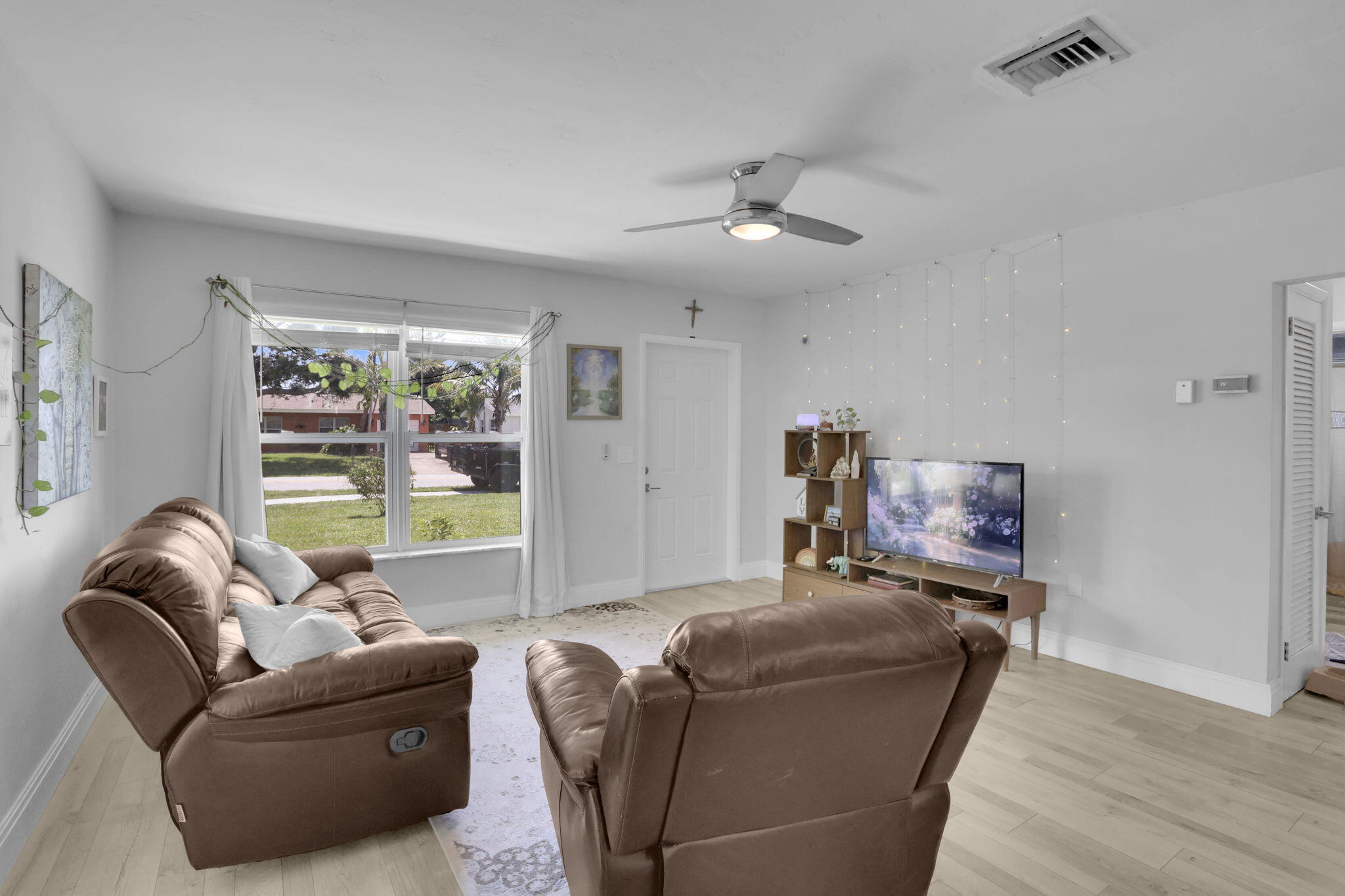 1707 High Ridge Road