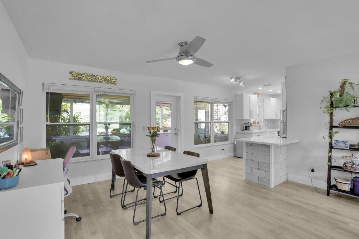 1707 High Ridge Road