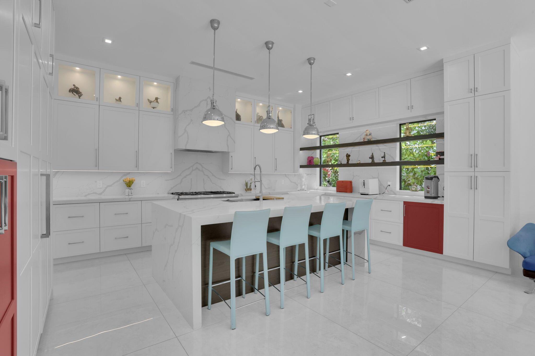 234 NE 4th Street