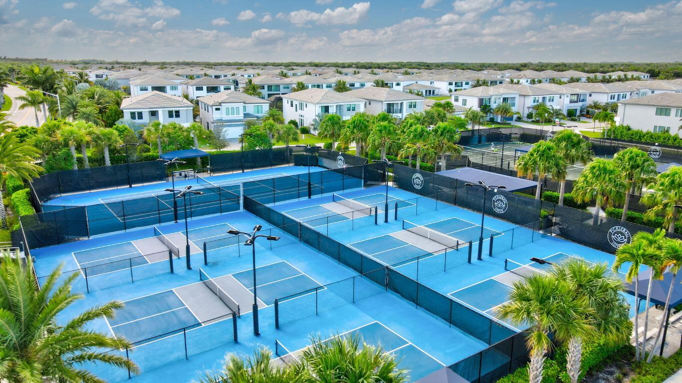 8115 Laurel Falls Drive