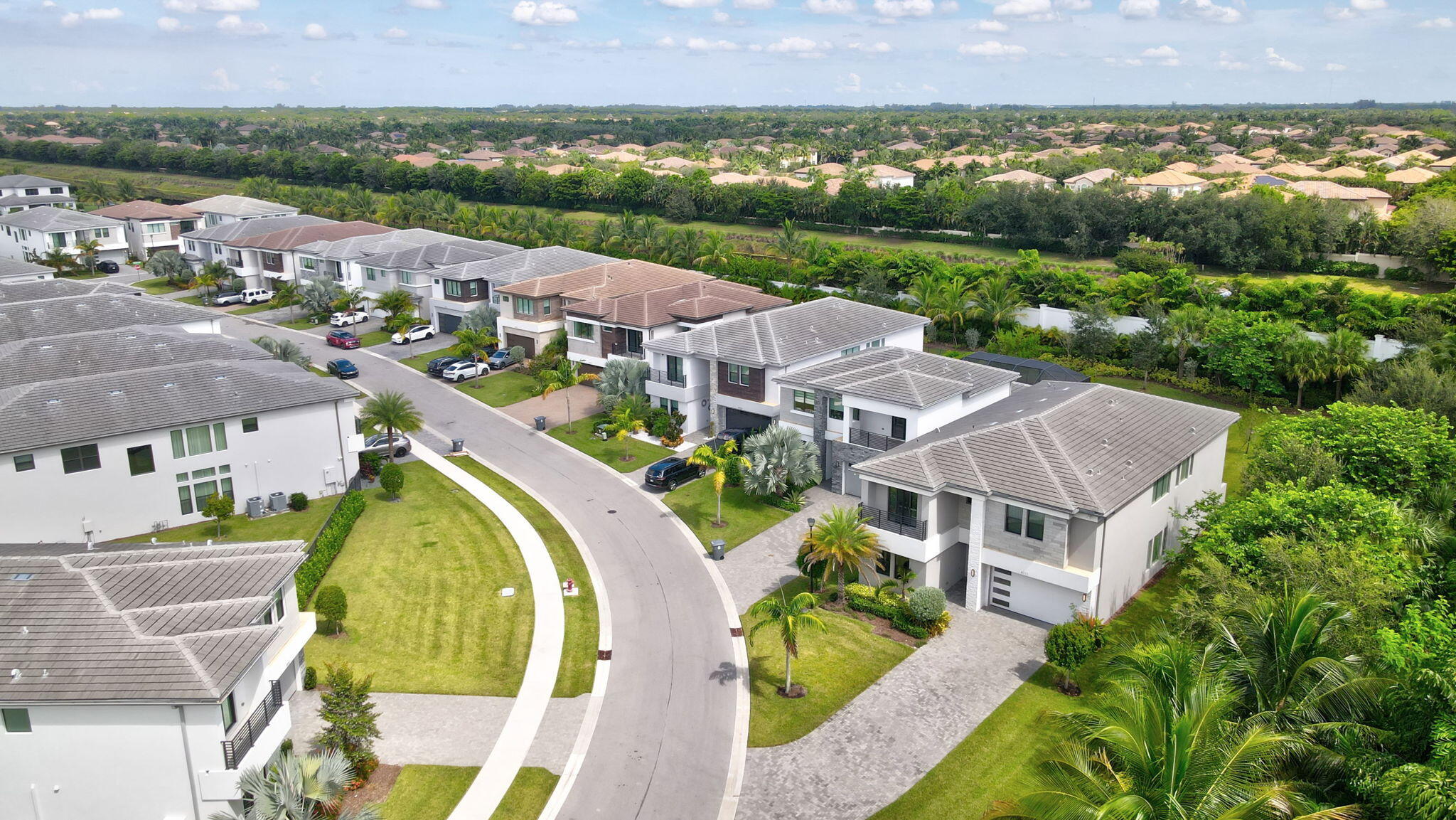 8115 Laurel Falls Drive