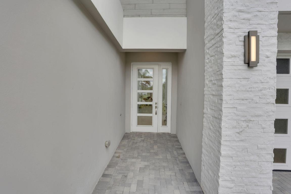 8115 Laurel Falls Drive