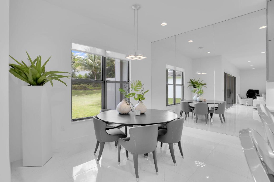 8115 Laurel Falls Drive