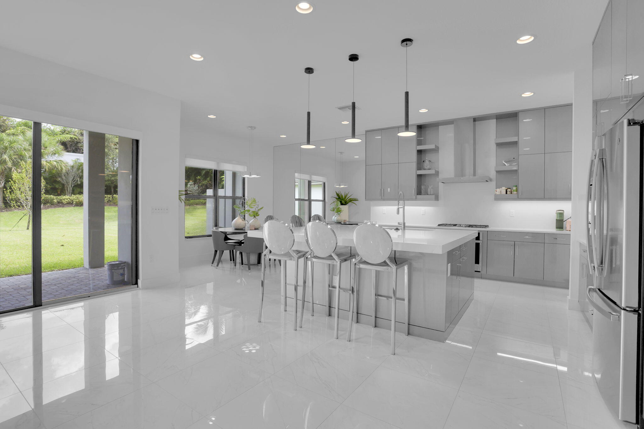 8115 Laurel Falls Drive