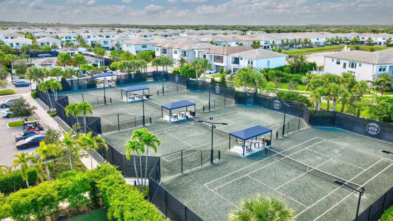 8115 Laurel Falls Drive