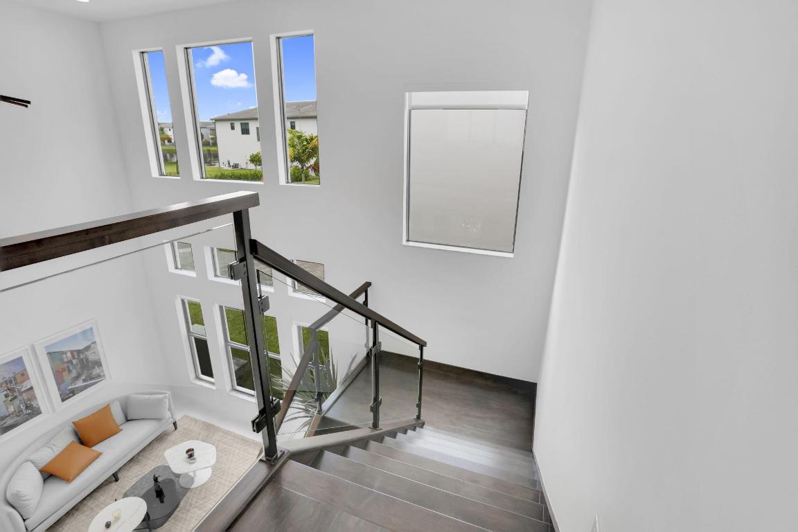 8115 Laurel Falls Drive