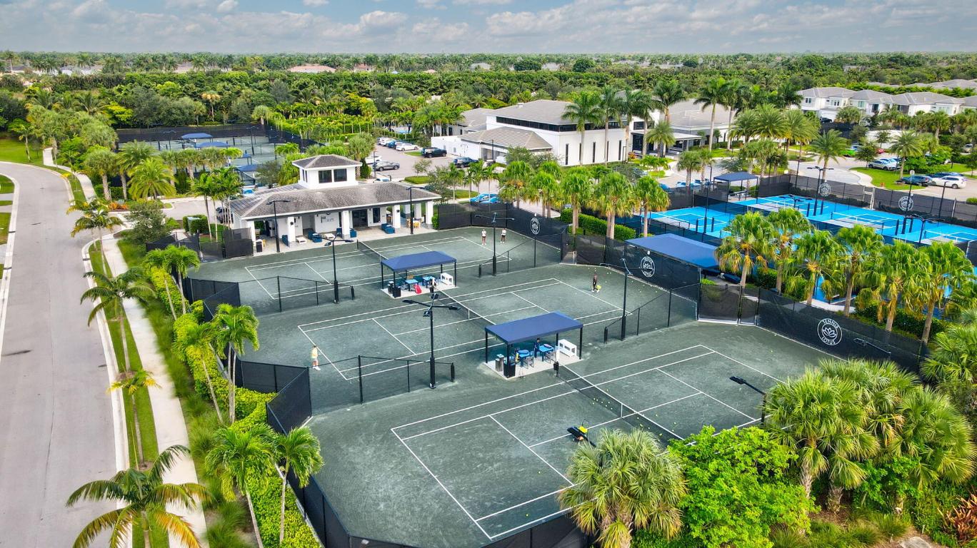 8115 Laurel Falls Drive