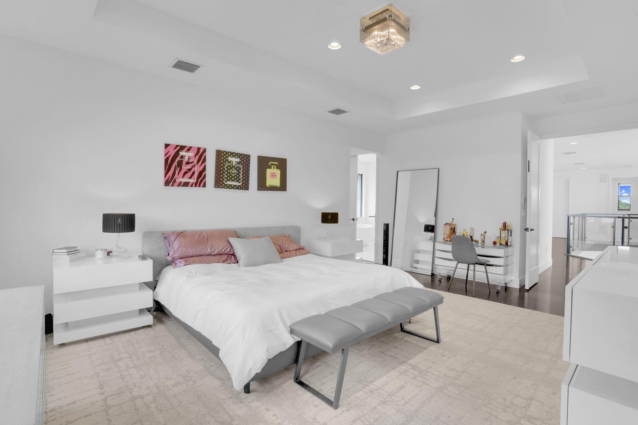 8115 Laurel Falls Drive