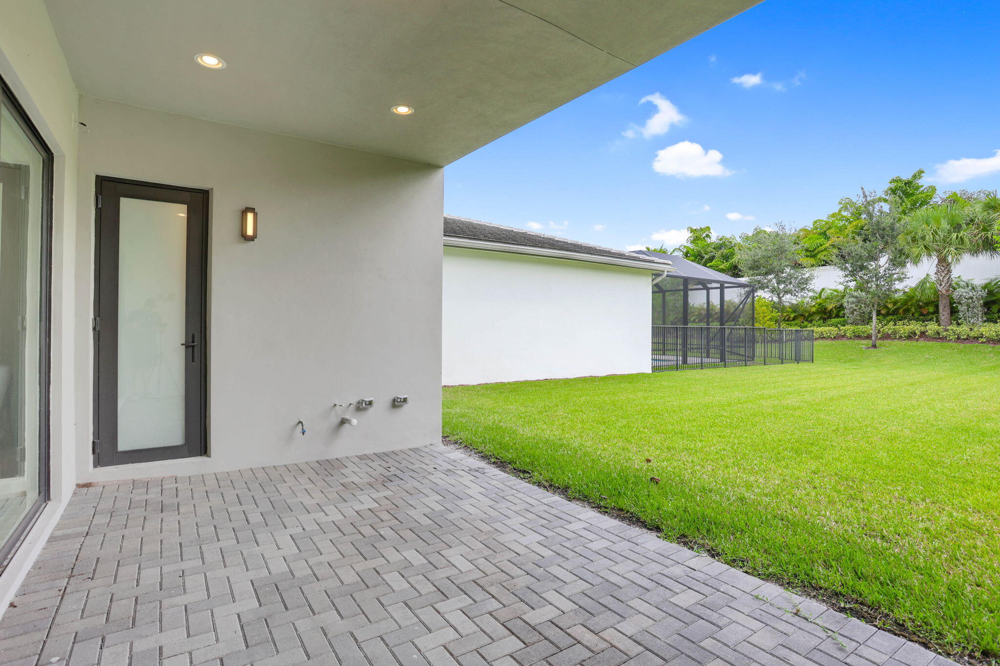 8115 Laurel Falls Drive