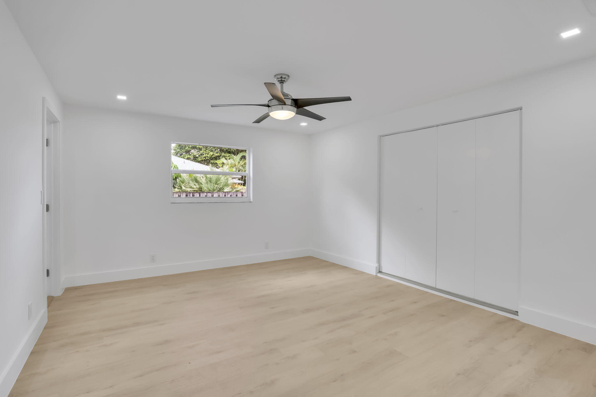 5456 Sunrise Boulevard