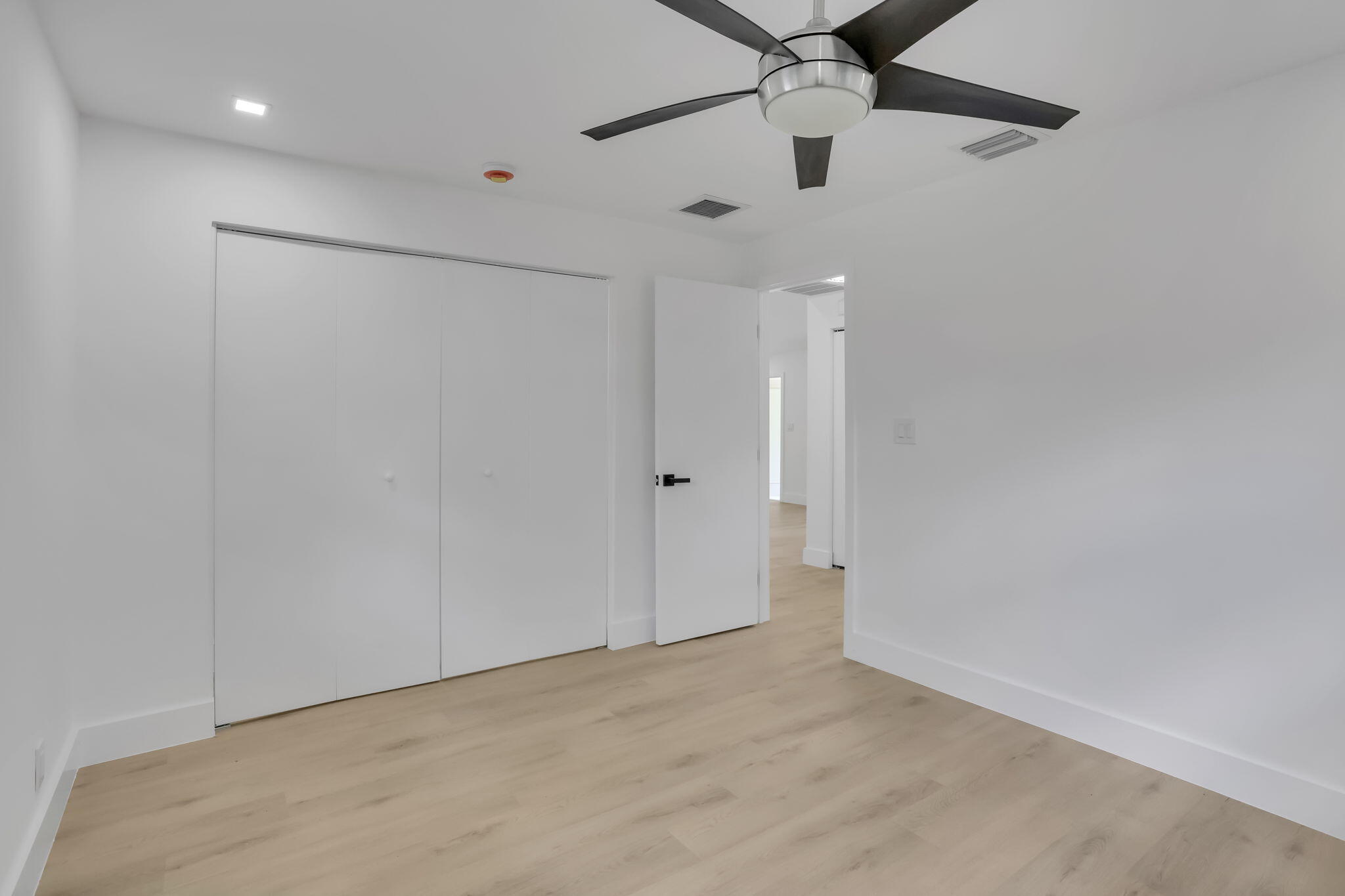 5456 Sunrise Boulevard