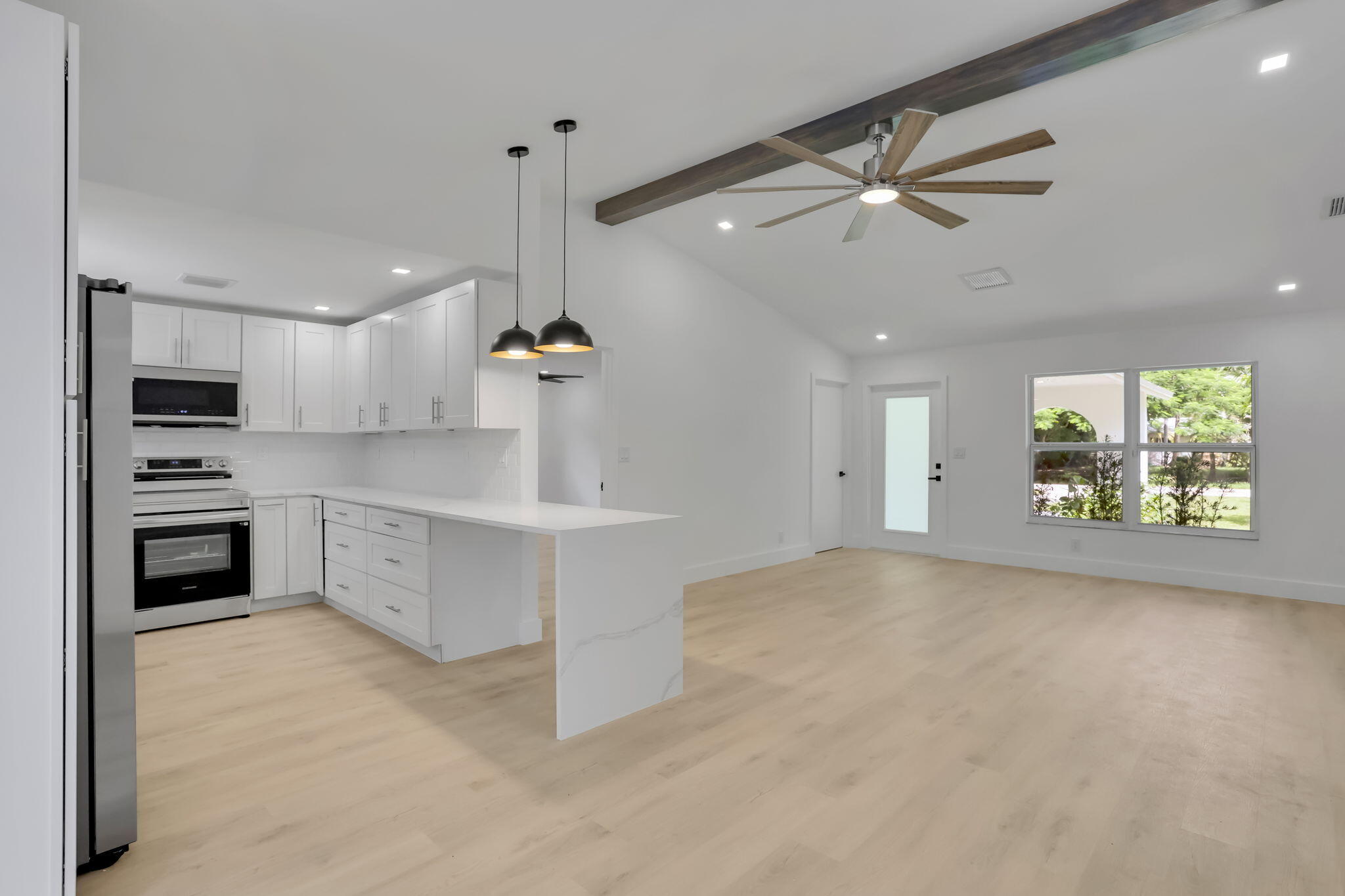 5456 Sunrise Boulevard