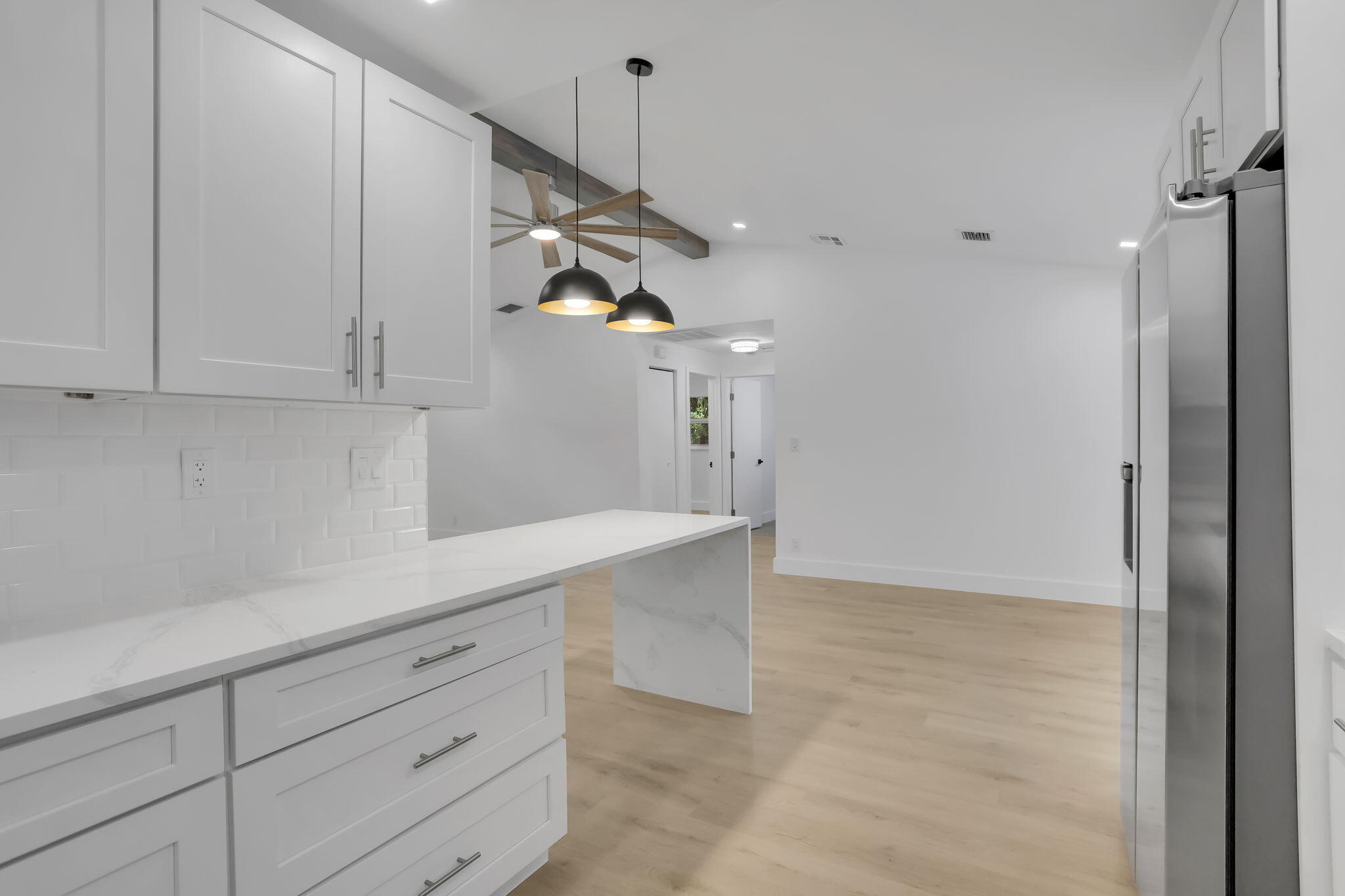 5456 Sunrise Boulevard