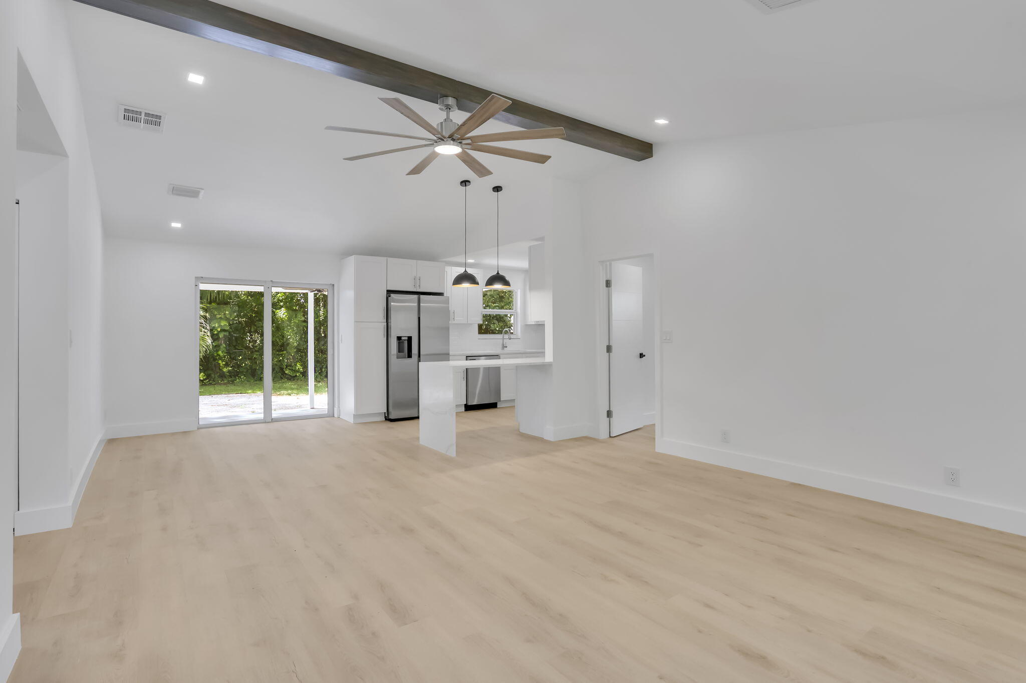 5456 Sunrise Boulevard