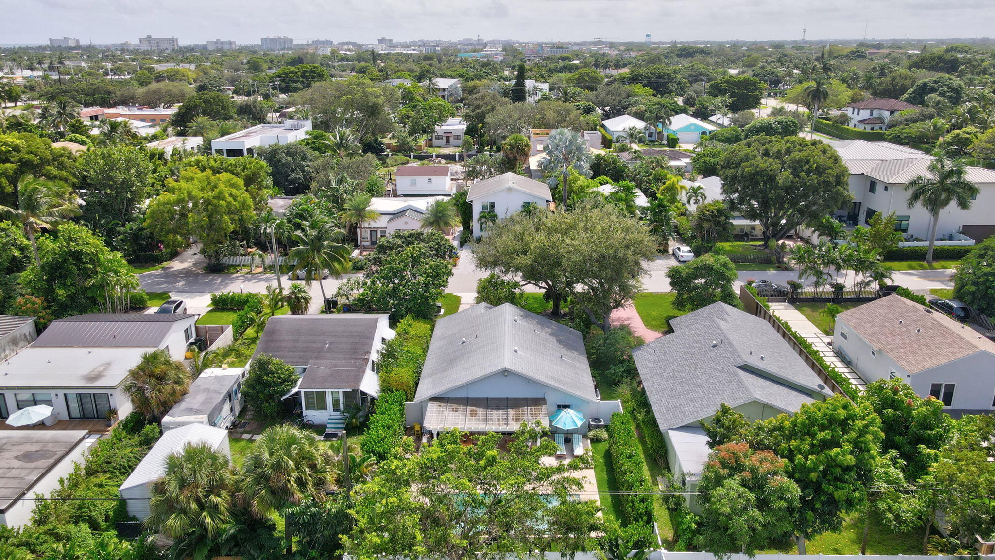 217 NE 10th Street