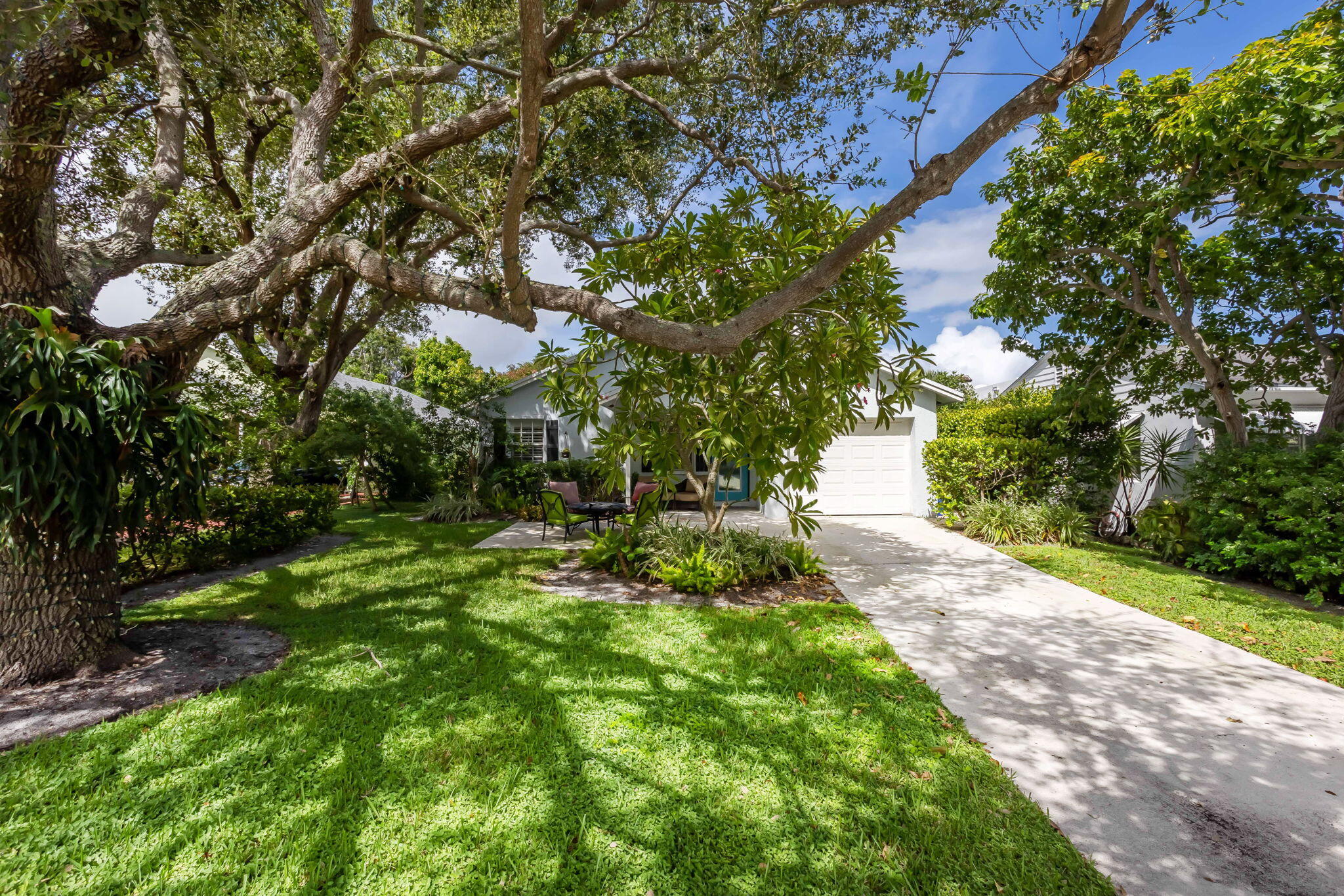 217 NE 10th Street