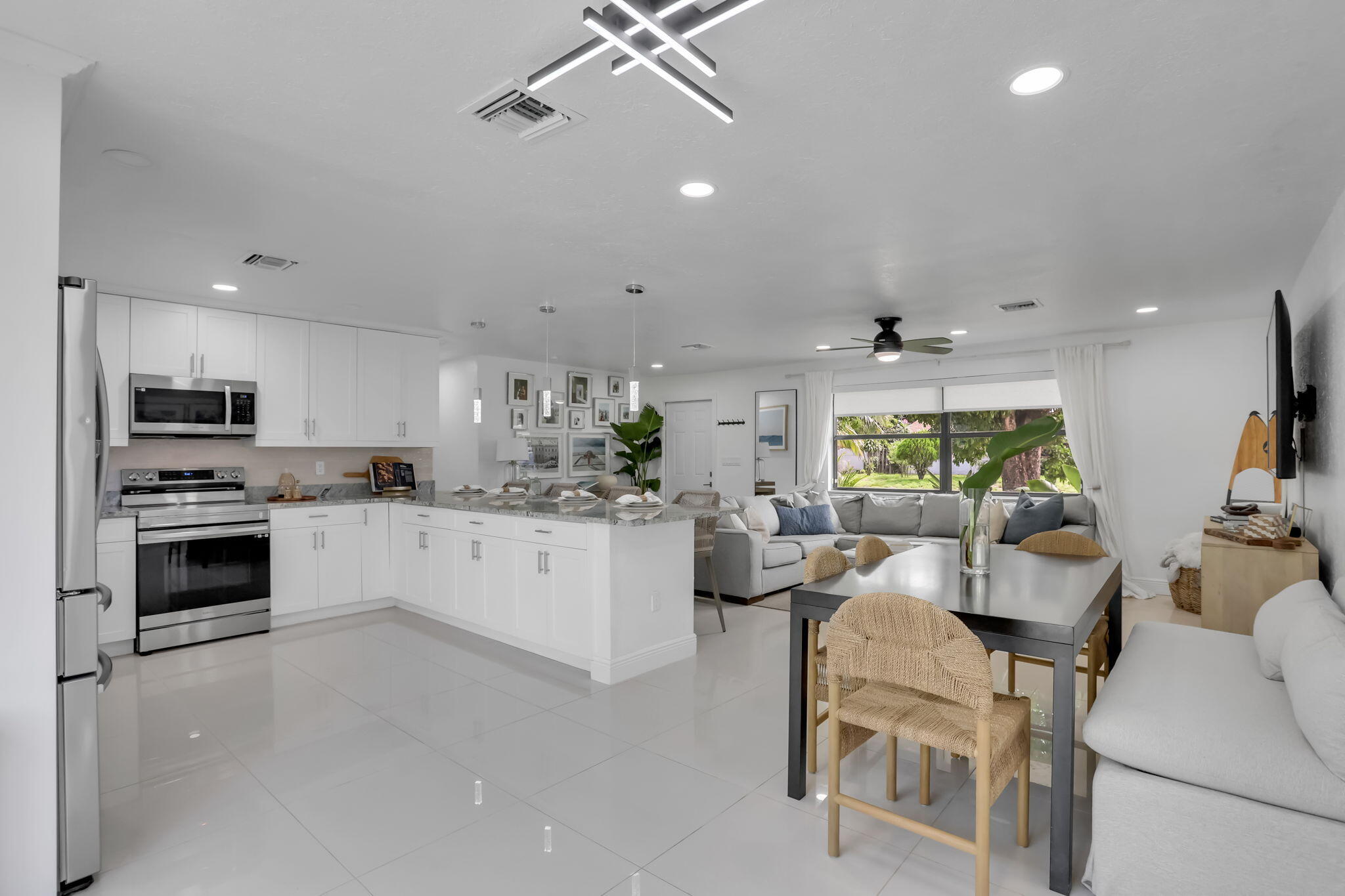 213 SW 12th Avenue