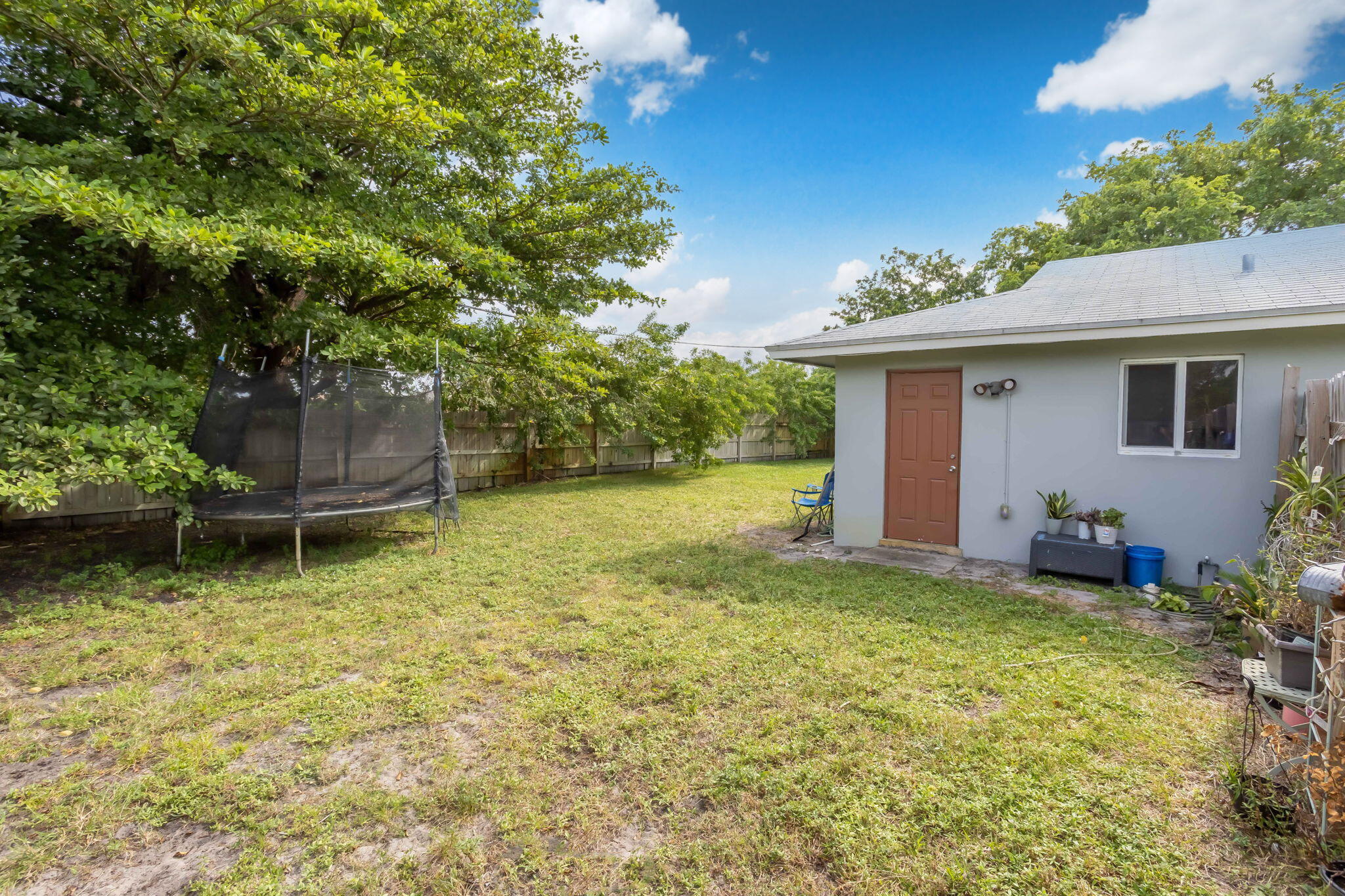 2227 NE 3rd Avenue 1 & 2