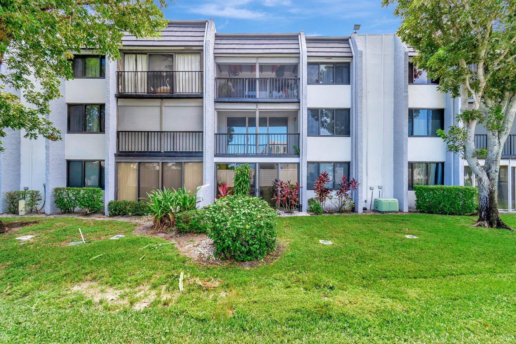 4248 Deste Court 202