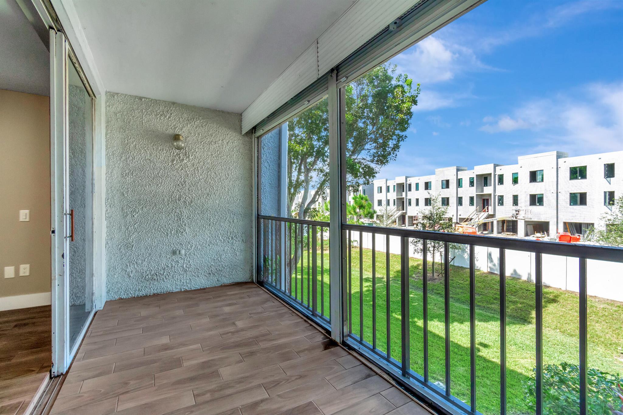 4248 Deste Court 202