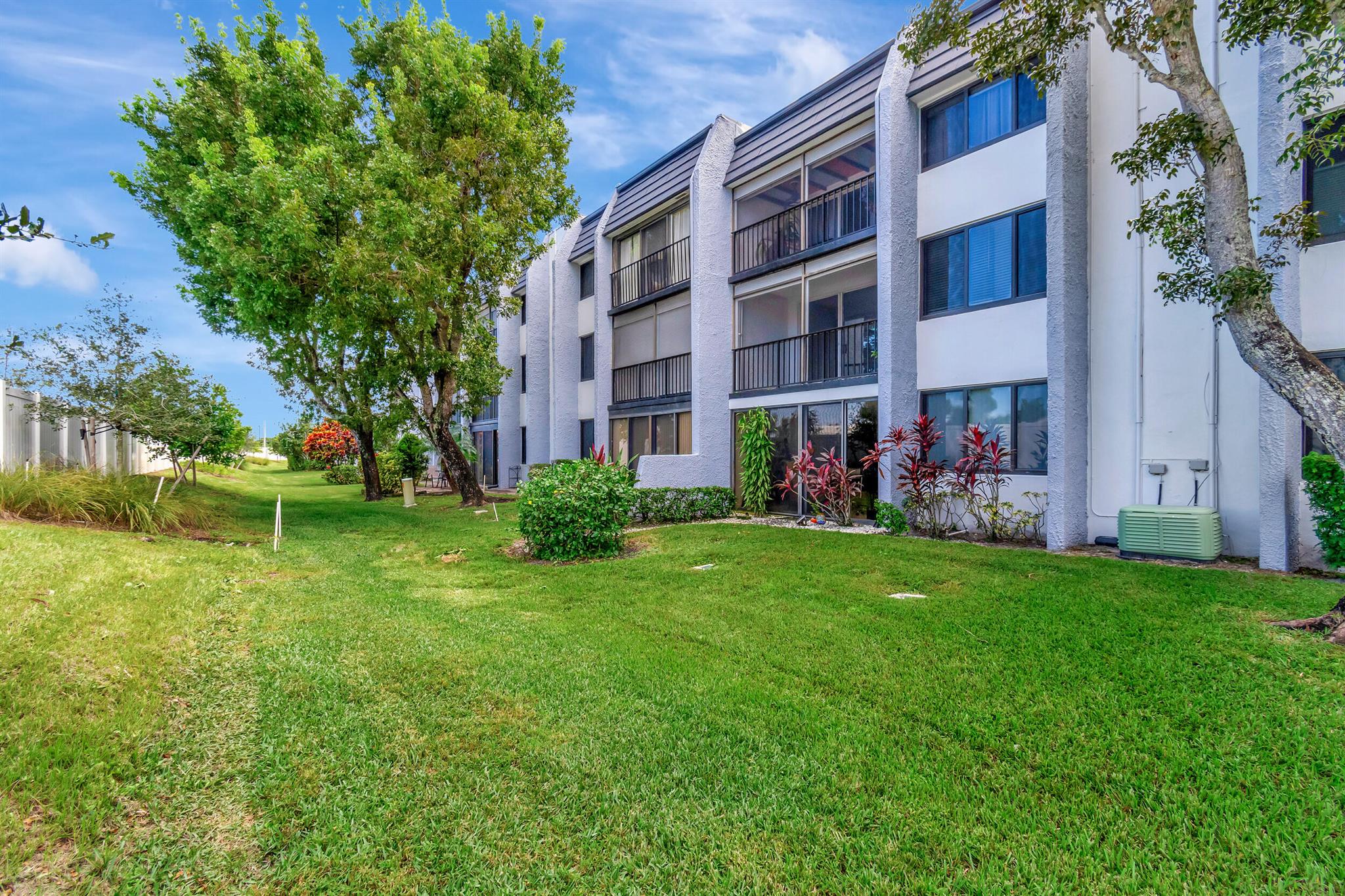 4248 Deste Court 202