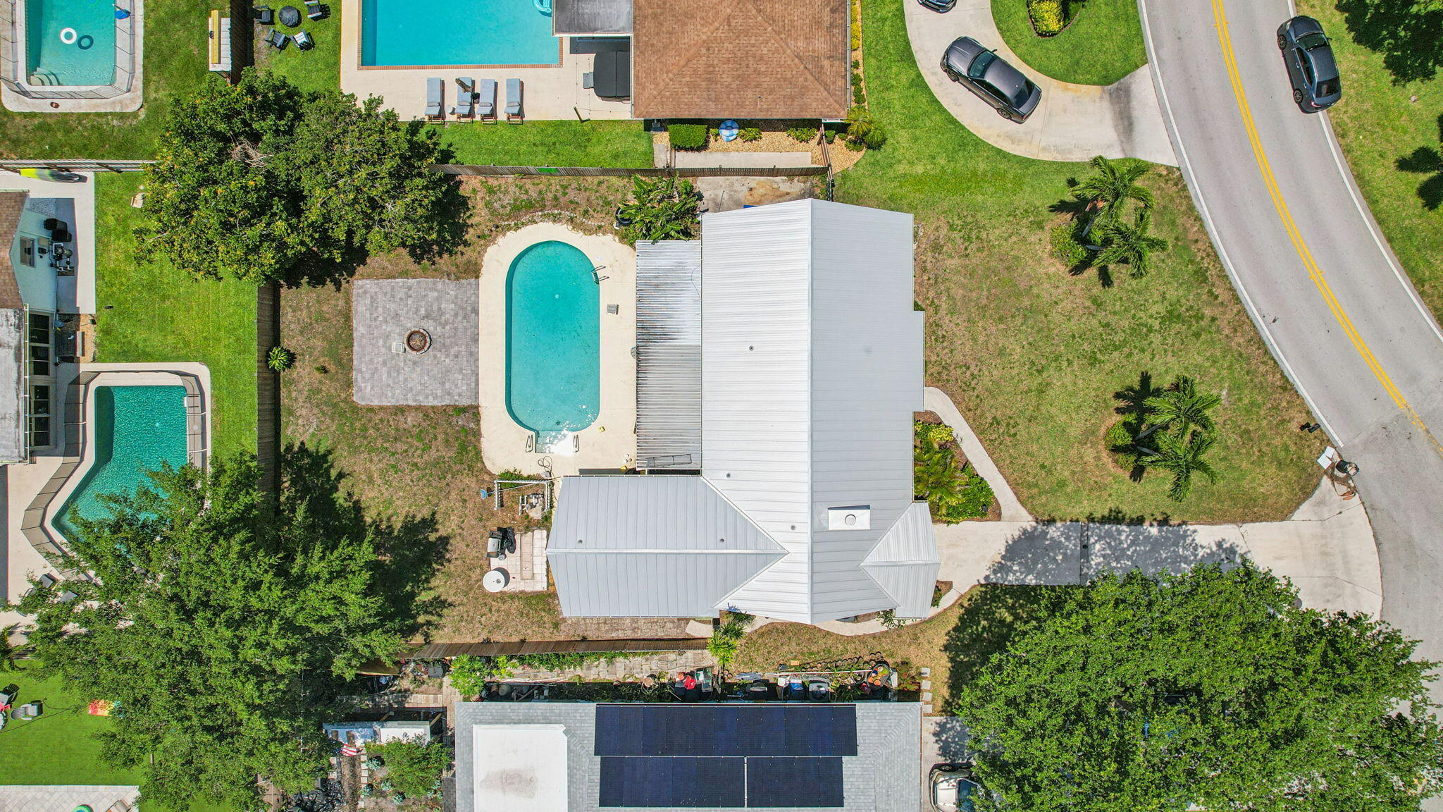 4194 Honeysuckle Avenue