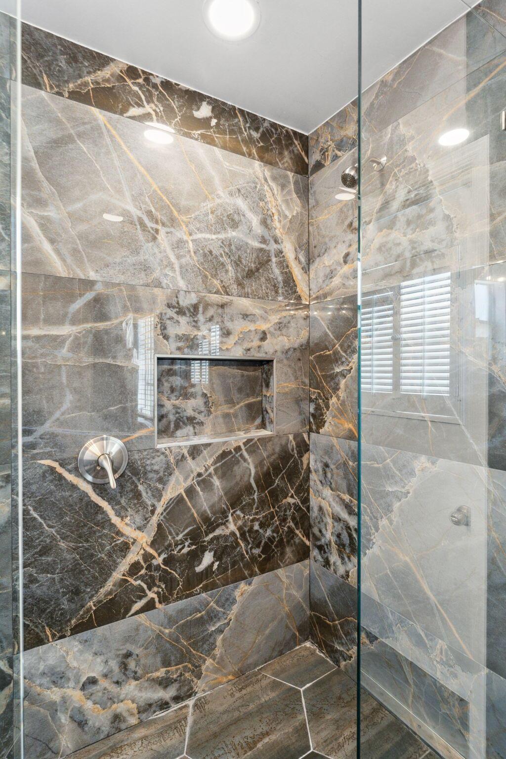 4194 Honeysuckle Avenue