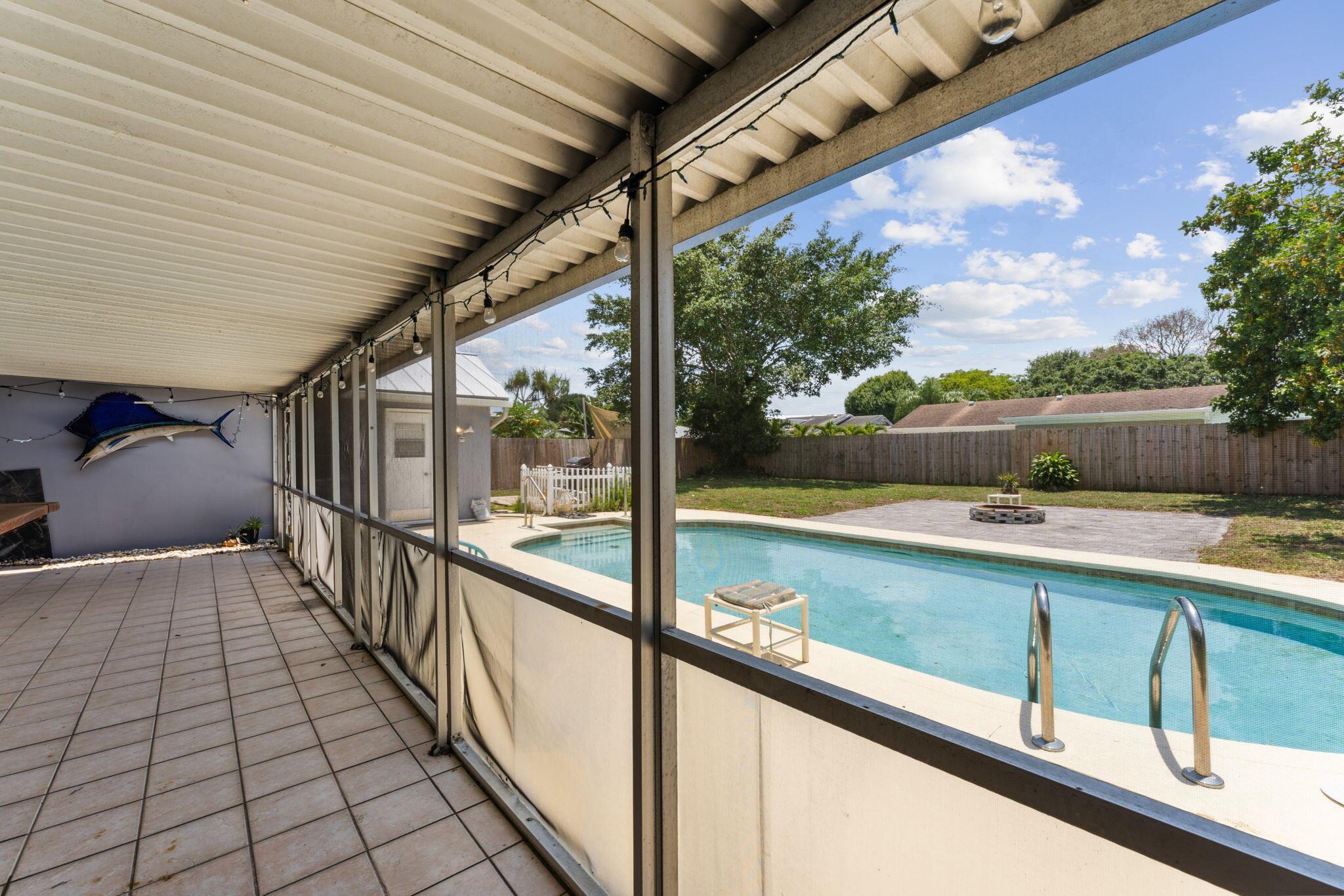 4194 Honeysuckle Avenue