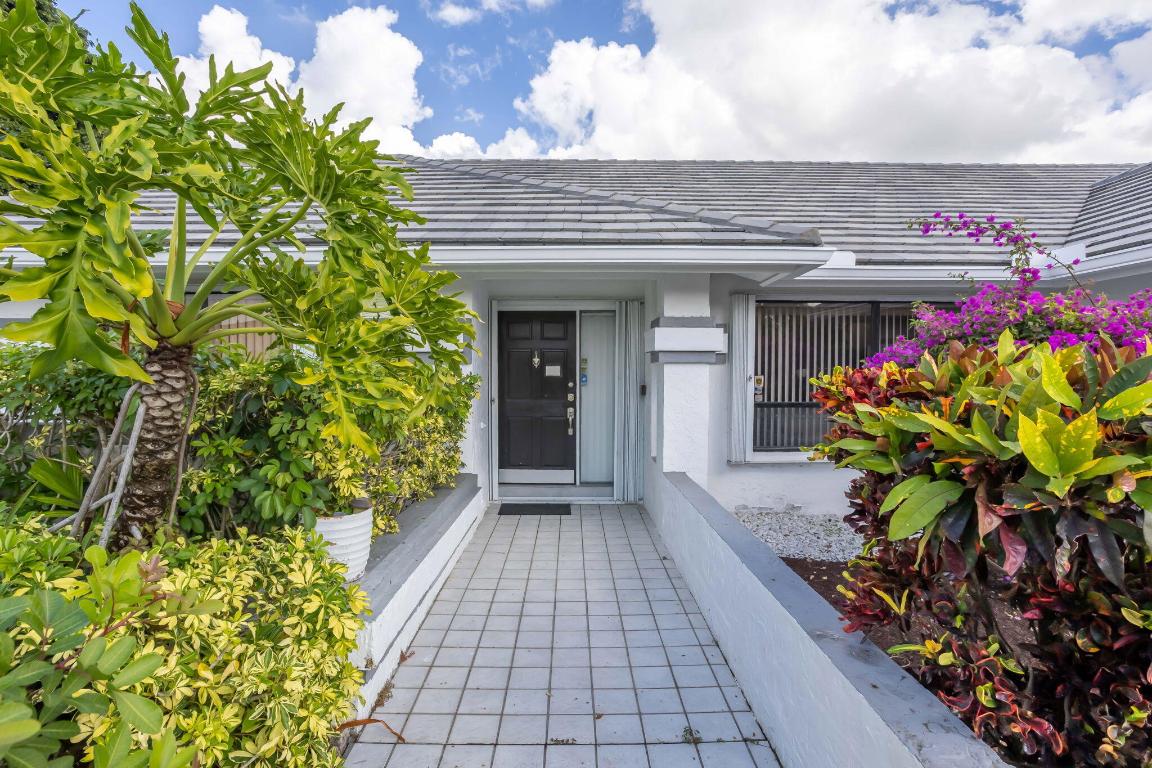 9476 El Clair Ranch Road, Boynton Beach