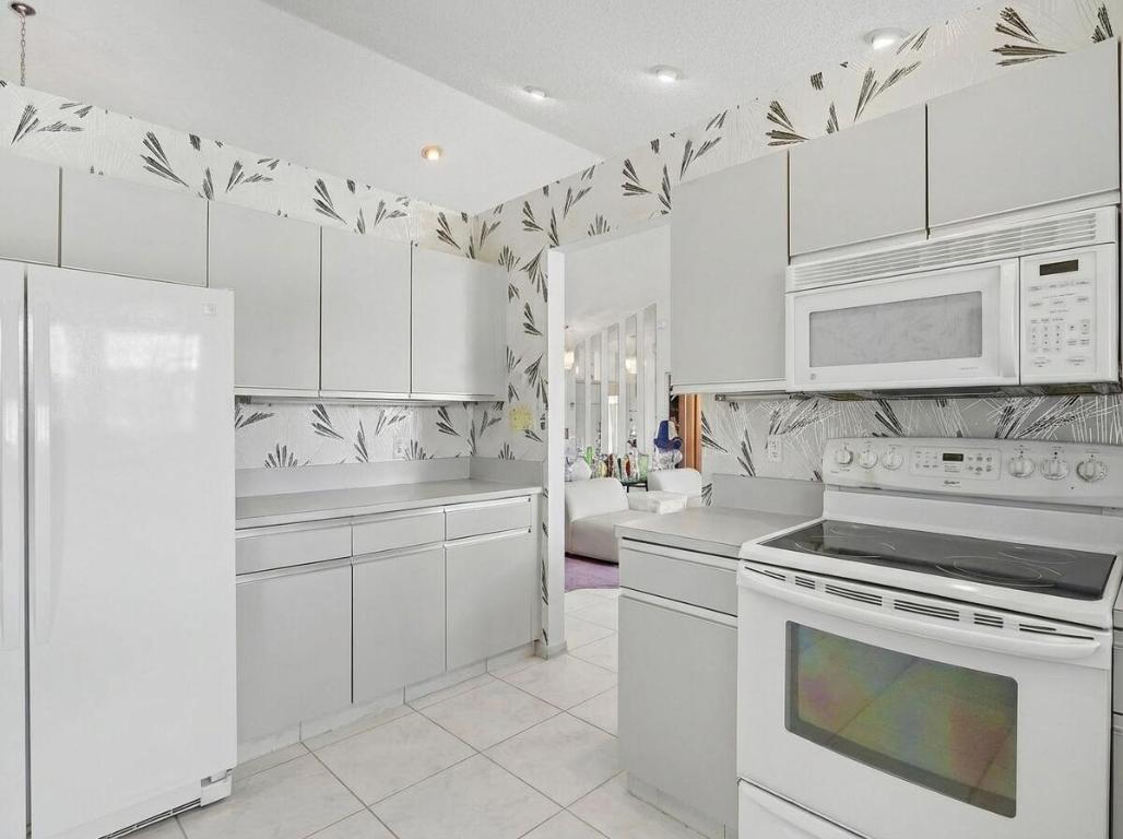 9476 El Clair Ranch Road, Boynton Beach