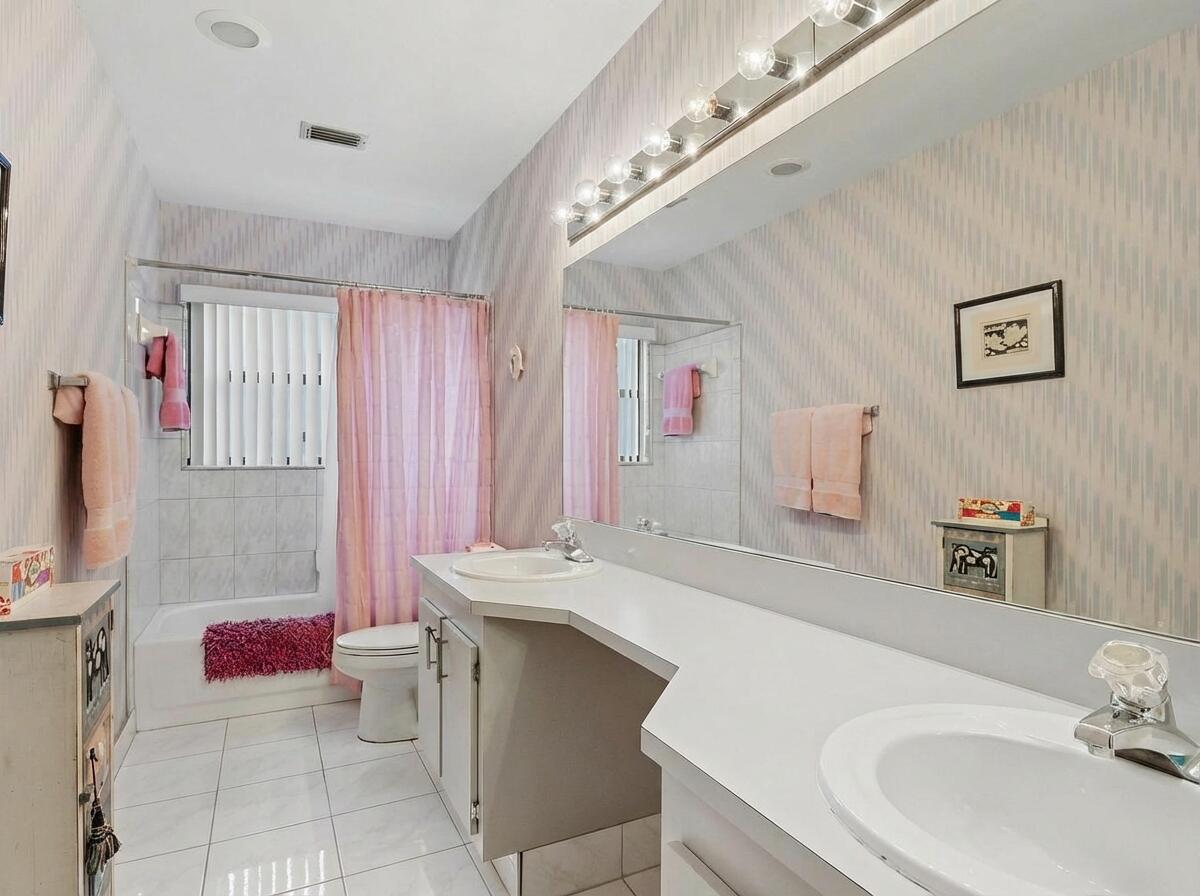 9476 El Clair Ranch Road, Boynton Beach