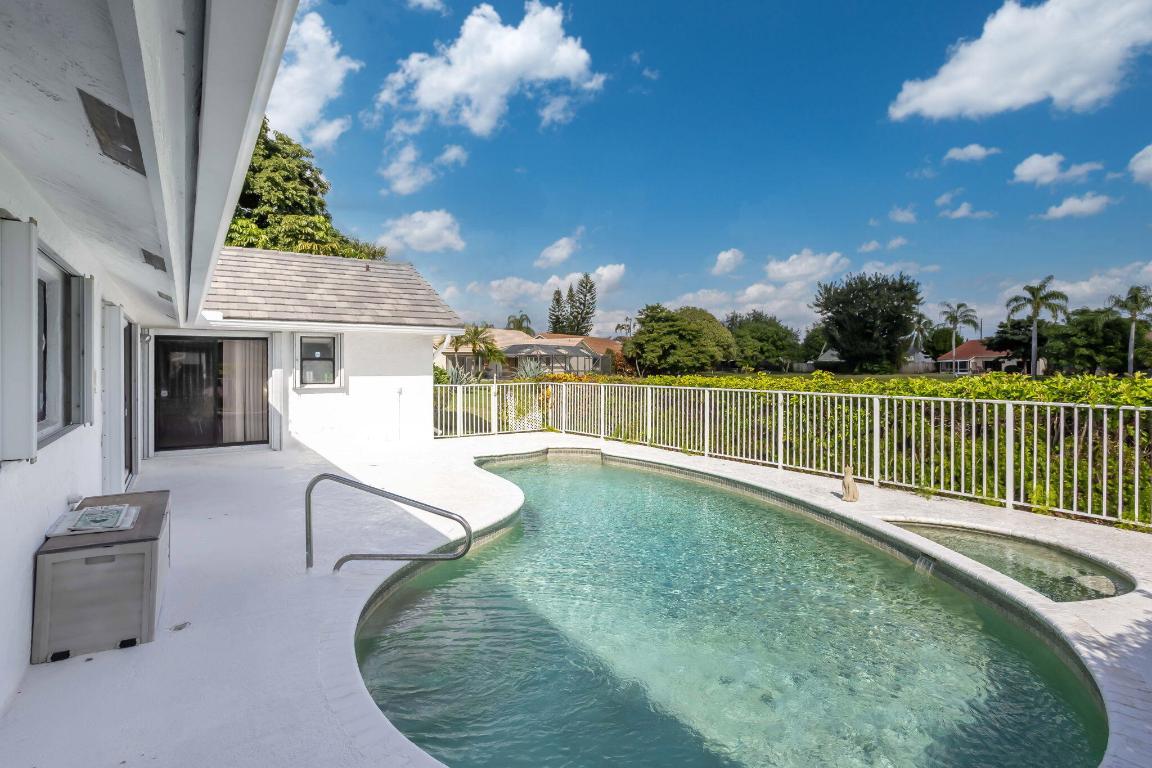 9476 El Clair Ranch Road, Boynton Beach