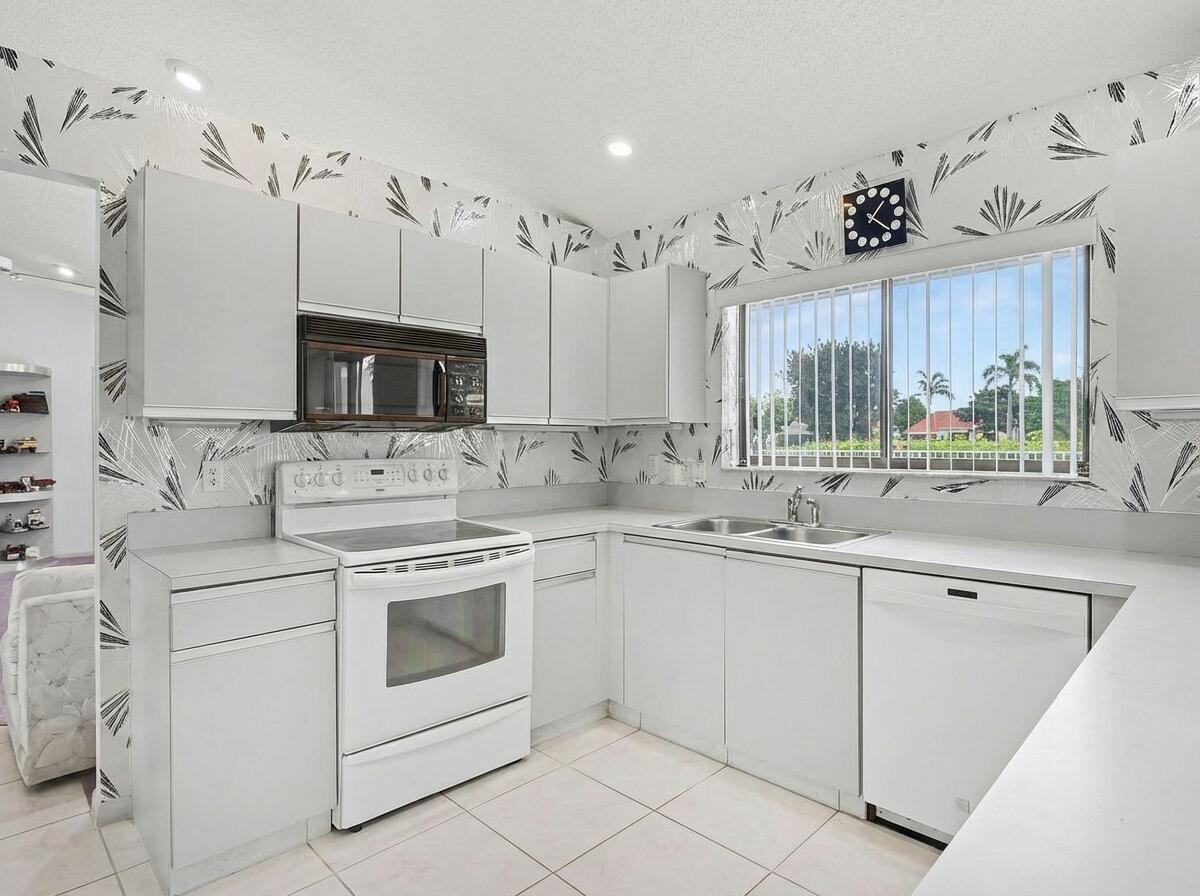 9476 El Clair Ranch Road, Boynton Beach