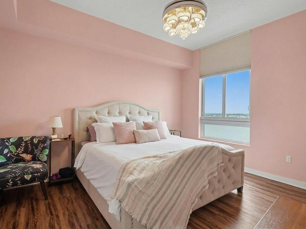 300 S Australian Avenue 1408