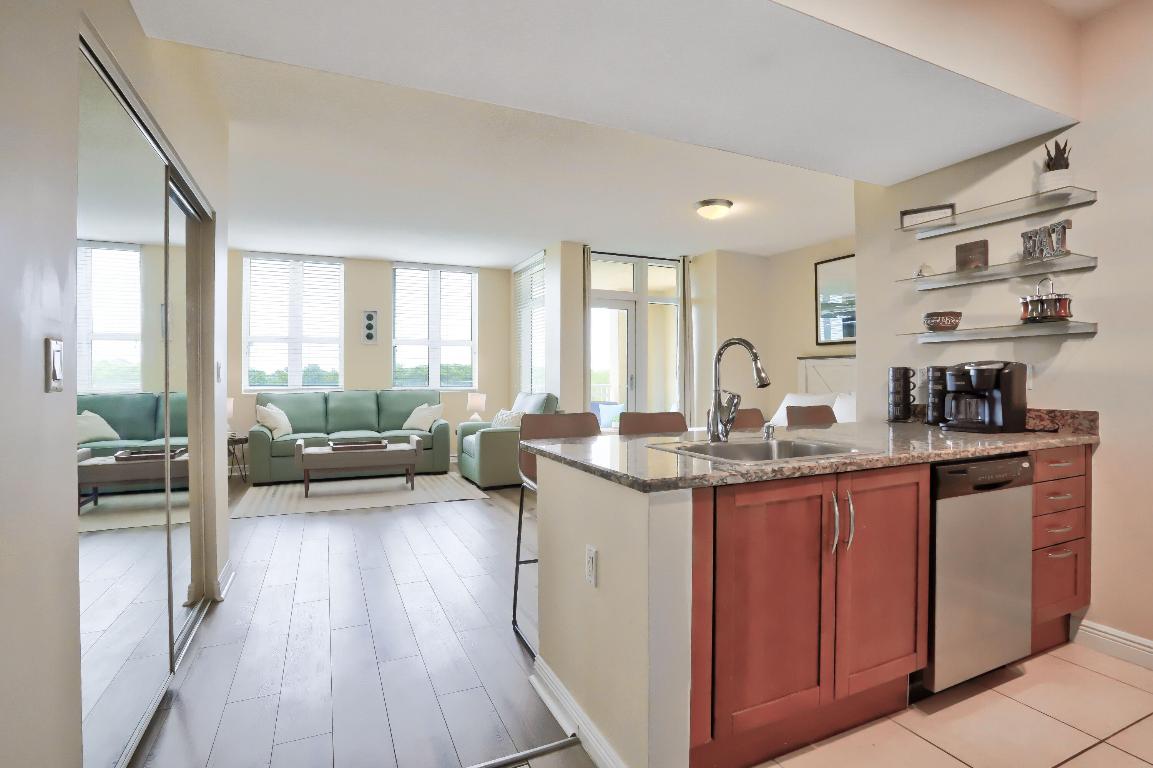 400 N Federal Highway 308n