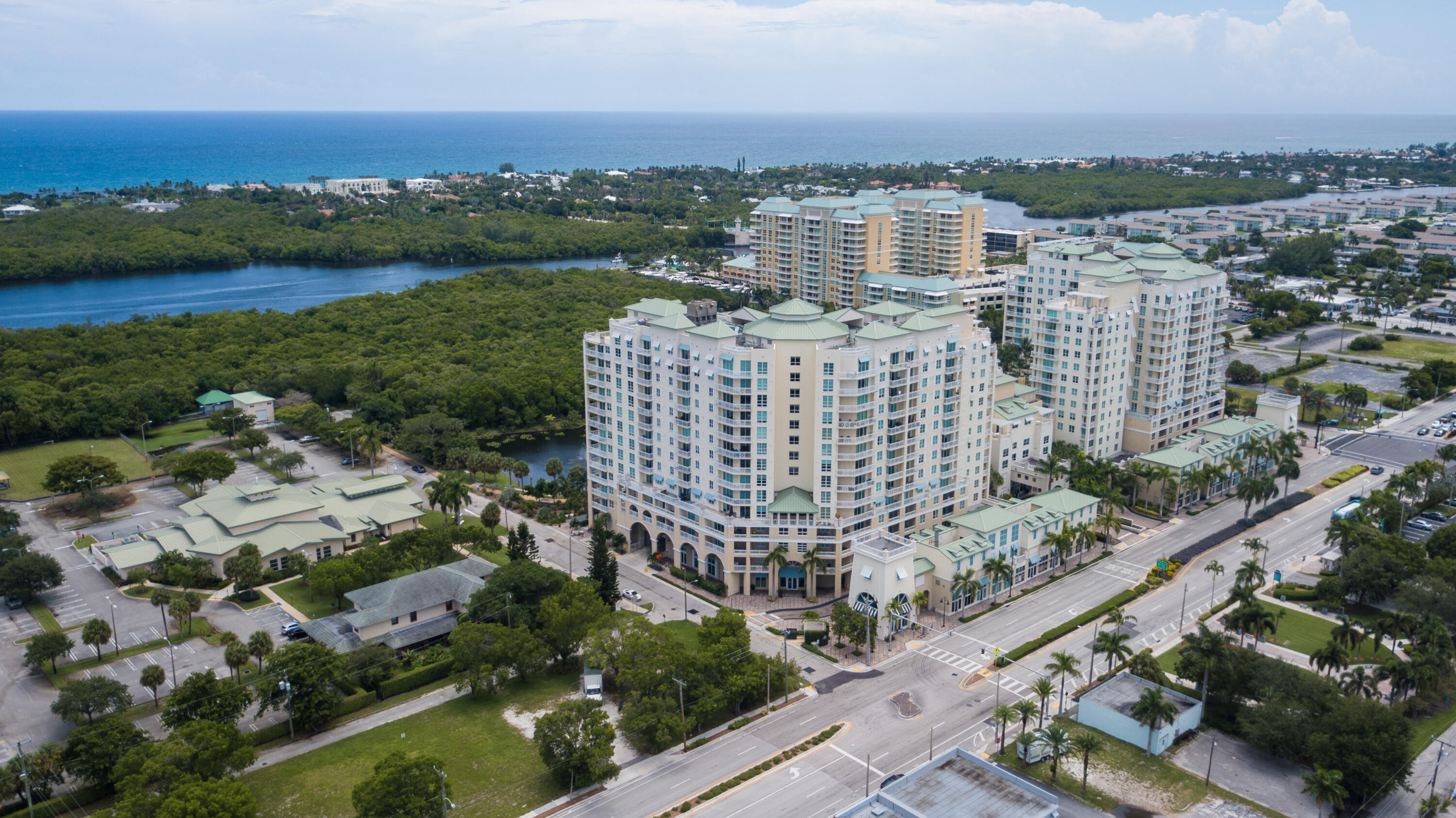 400 N Federal Highway 308n