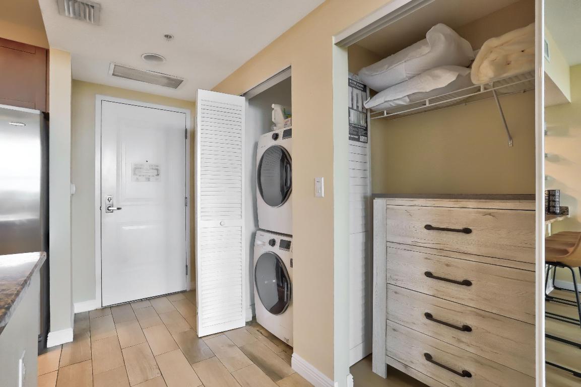 400 N Federal Highway 308n