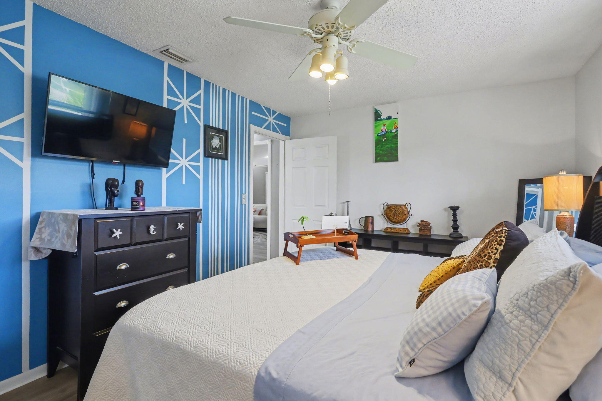 9284 Laurel Green Drive