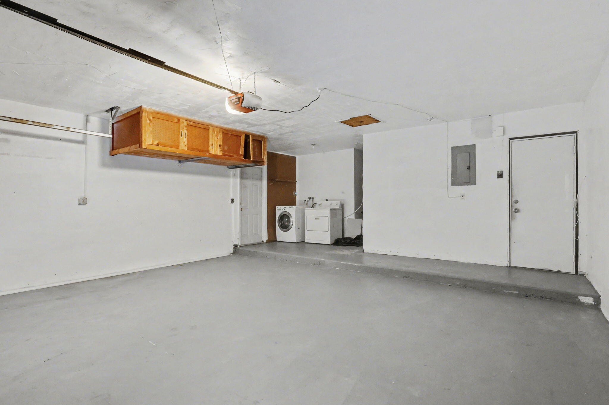 4005 NW 76th Avenue