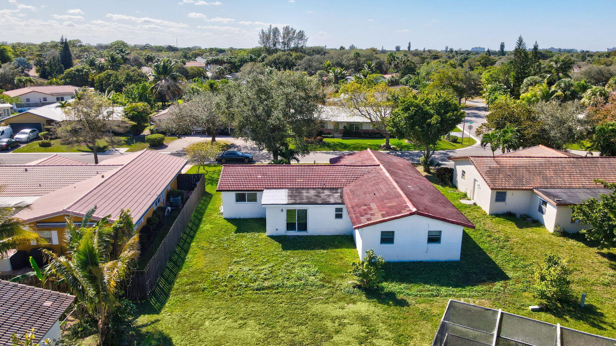 4005 NW 76th Avenue