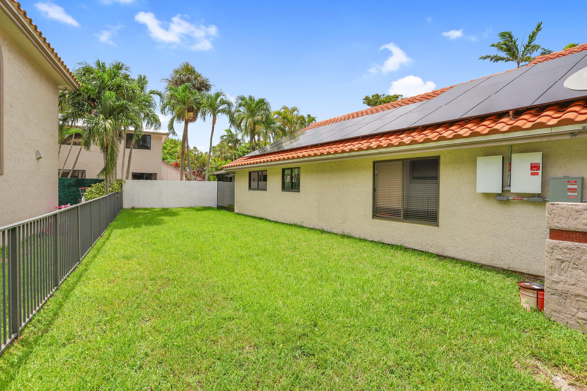 469 NW 38th Avenue