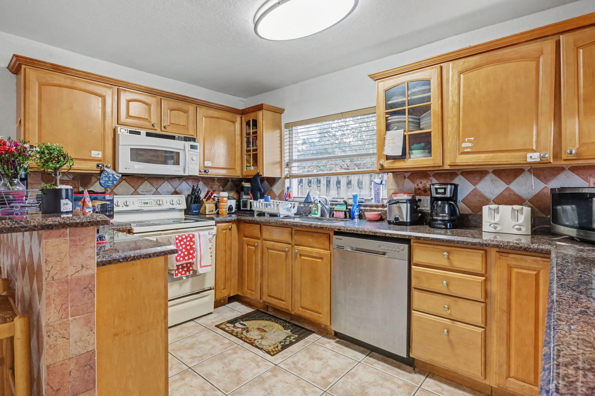 1400 Cardinal Lane
