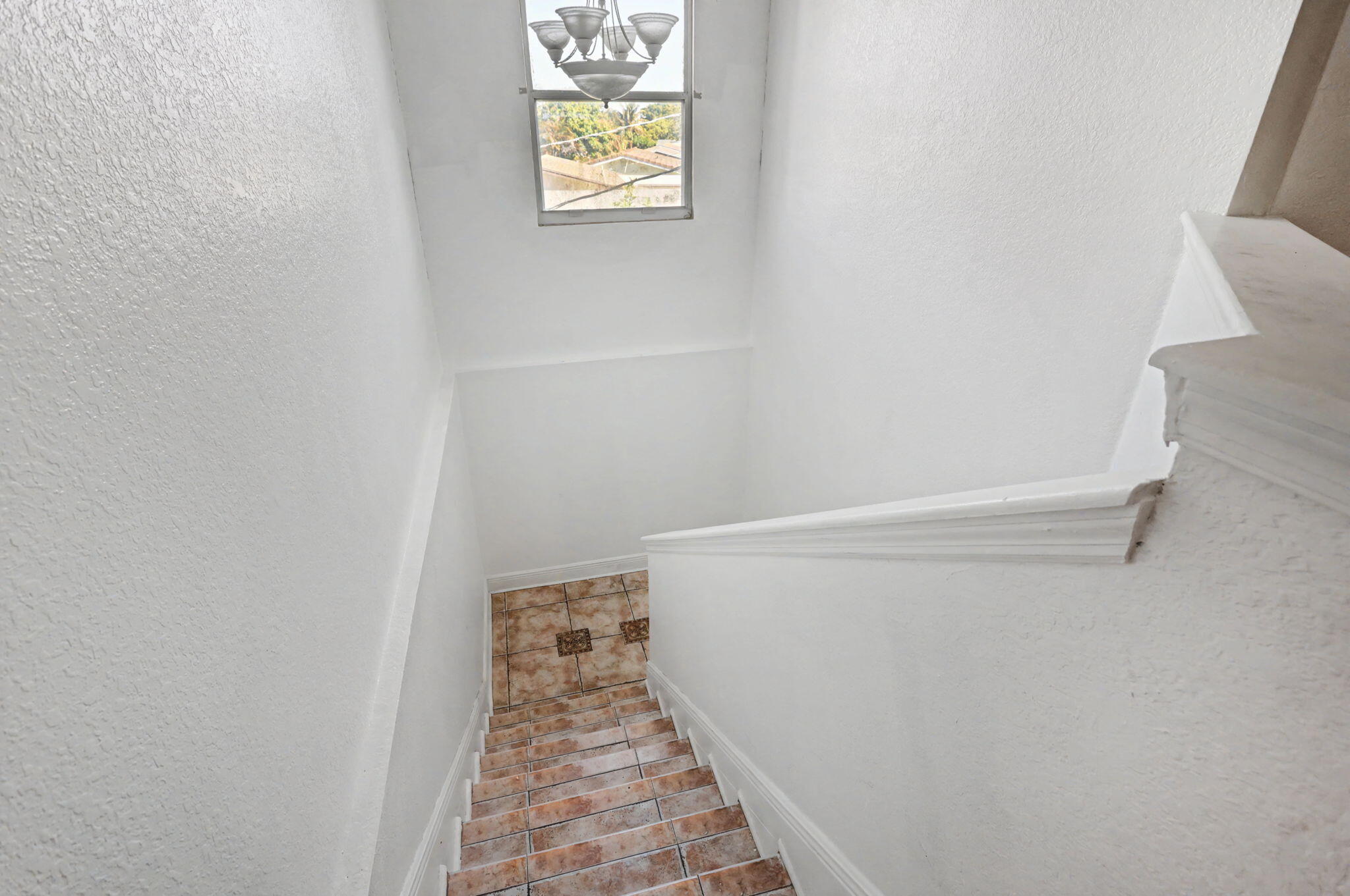 1400 Cardinal Lane