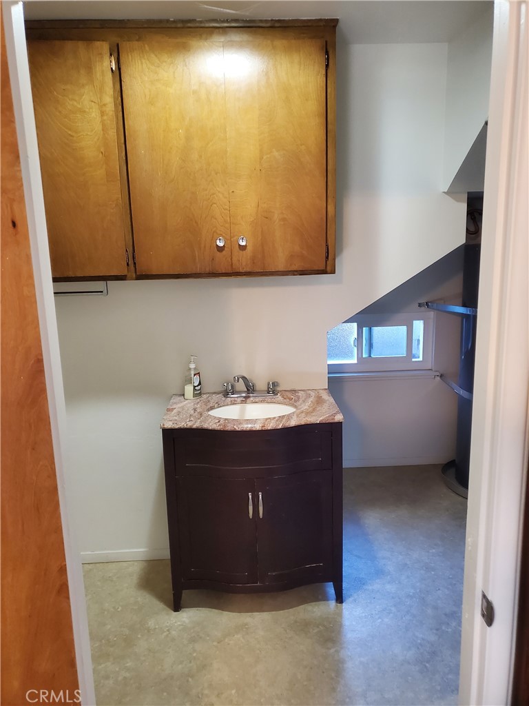 999 Santa Ysabel Avenue