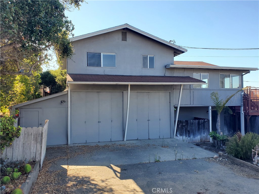 999 Santa Ysabel Avenue