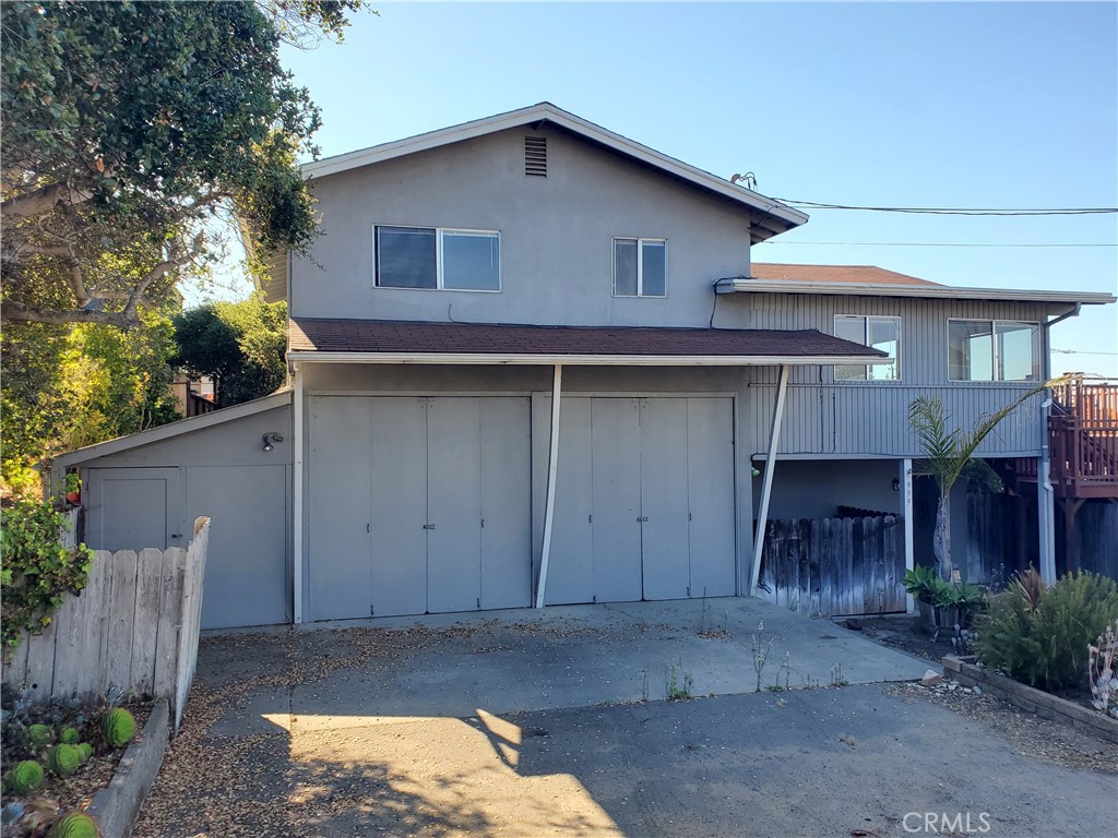 999 Santa Ysabel Avenue